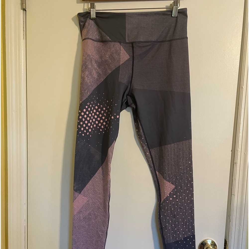 Zyia leggings